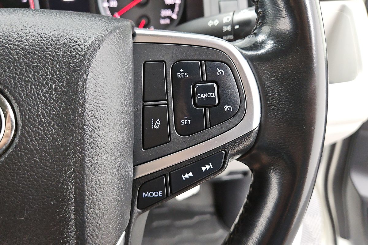 2022 Toyota Hiace GDH300R LWB