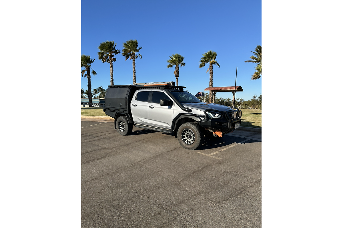 2022 Isuzu D-MAX X-TERRAIN  4X4