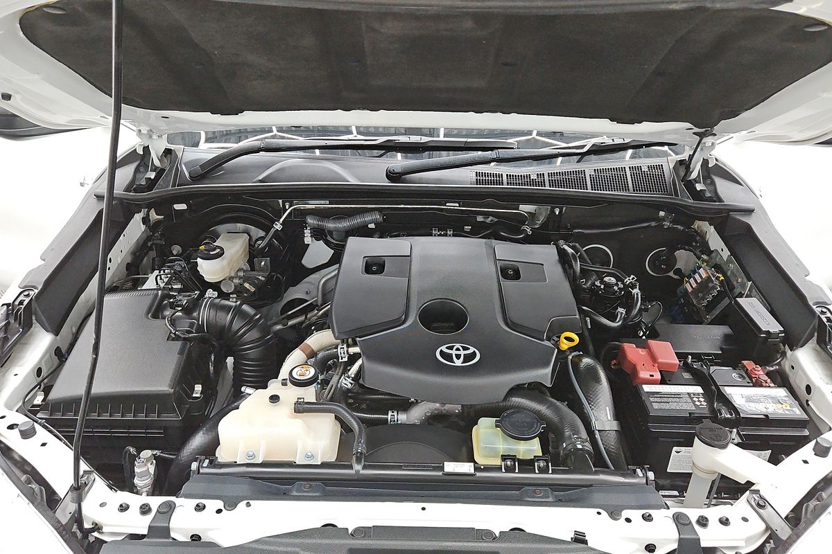 2019 Toyota Hilux SR GUN126R 4X4