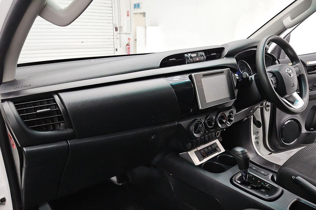 2019 Toyota Hilux SR GUN126R 4X4