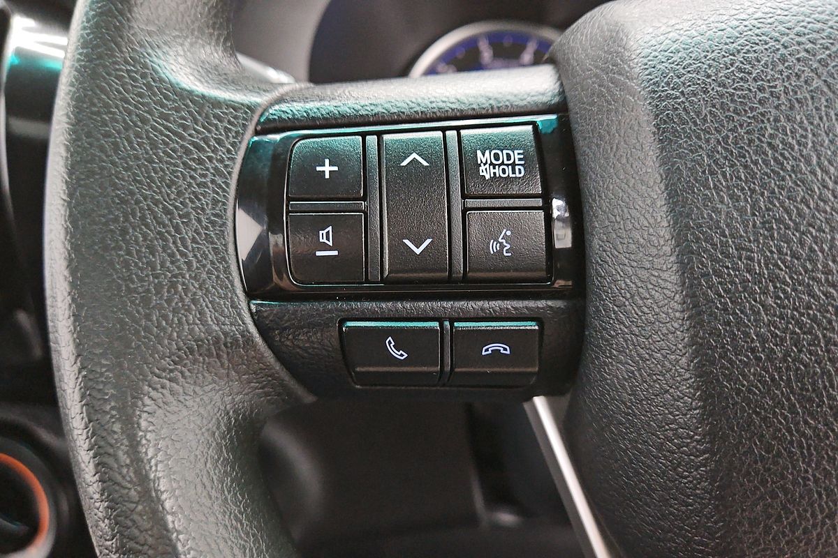 2019 Toyota Hilux SR GUN126R 4X4
