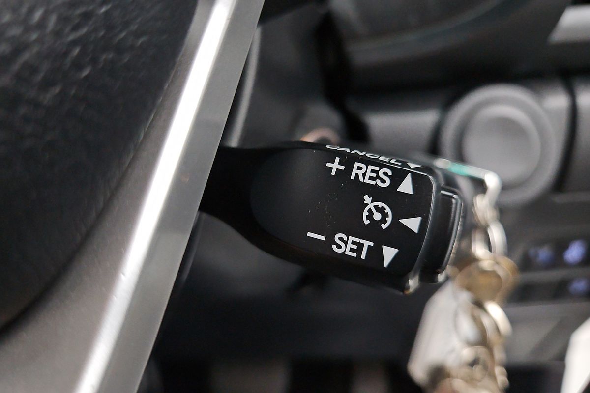 2019 Toyota Hilux SR GUN126R 4X4
