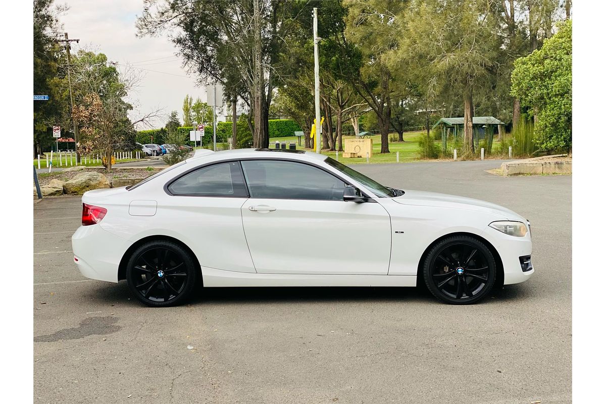 2014 BMW 2 20d SPORT LINE F22