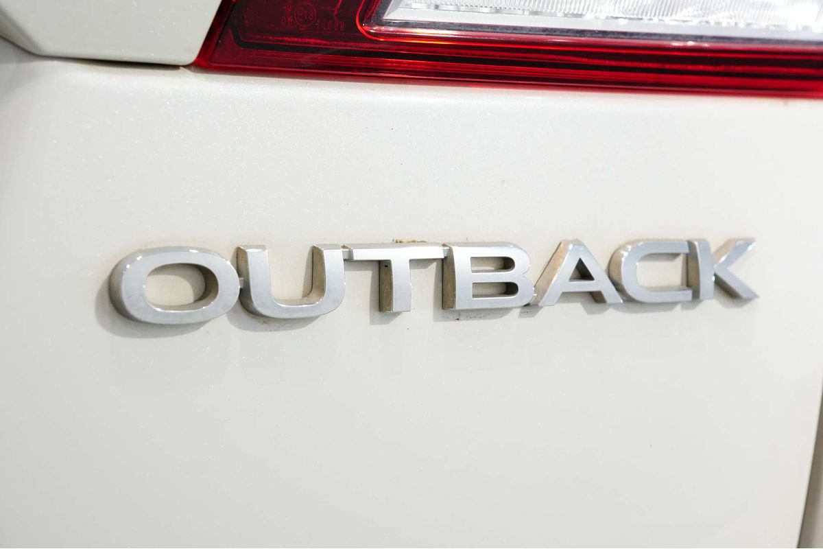 2020 Subaru Outback 2.5i 5GEN