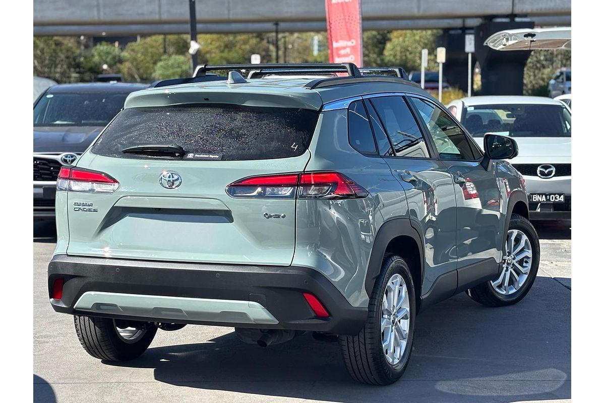 2024 Toyota Corolla Cross GXL MXGH10R