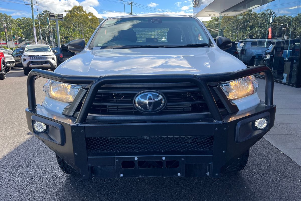 2023 Toyota Hilux SR GUN126R