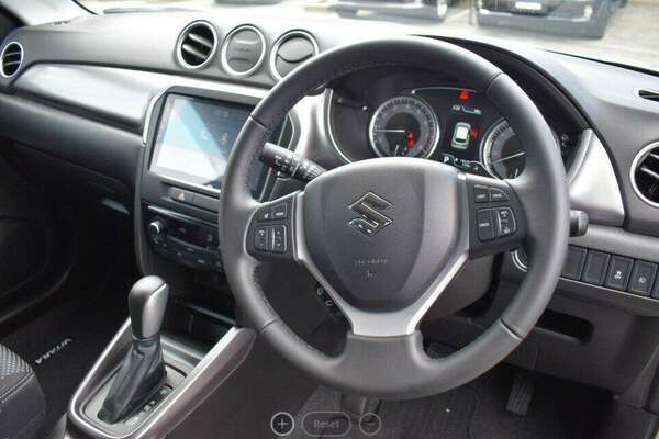 2022 Suzuki Vitara  LY Series II