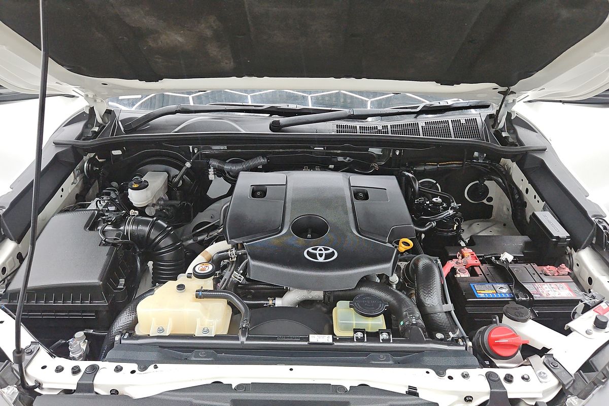2021 Toyota Hilux SR GUN126R 4X4