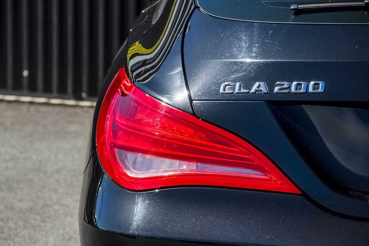 2015 Mercedes Benz CLA-Class CLA200 X117
