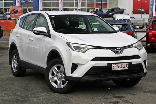 2017 Toyota RAV4 GX ASA44R