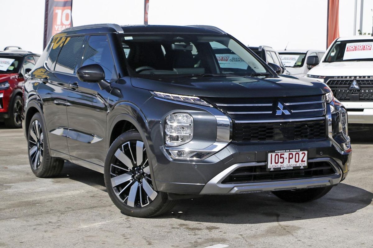 2025 Mitsubishi Outlander Exceed ZM