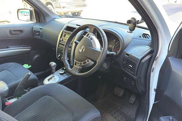 2013 Nissan X-TRAIL ST T31 thumb-6
