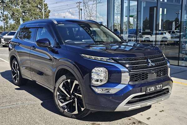2024 Mitsubishi Outlander Exceed ZM