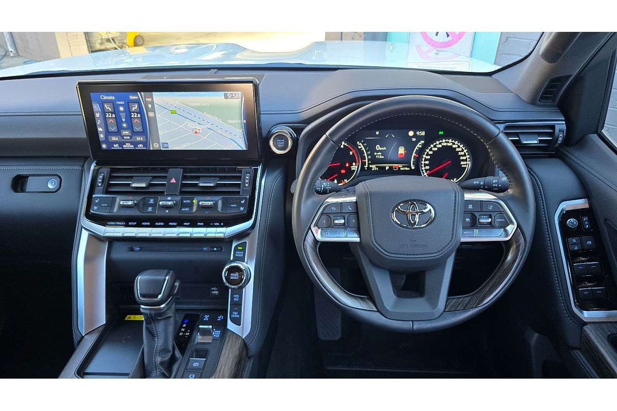 2024 Toyota Landcruiser VX FJA300R