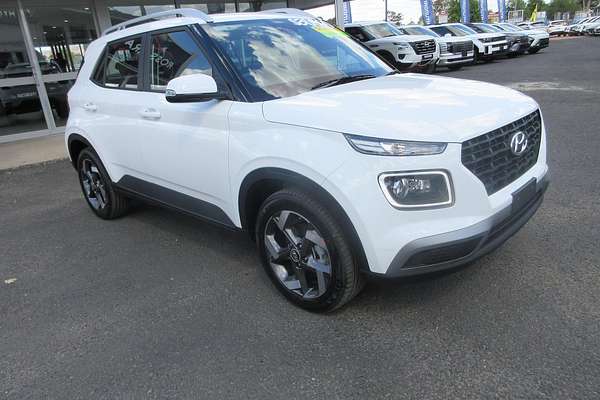 2025 Hyundai Venue Active QX.V5