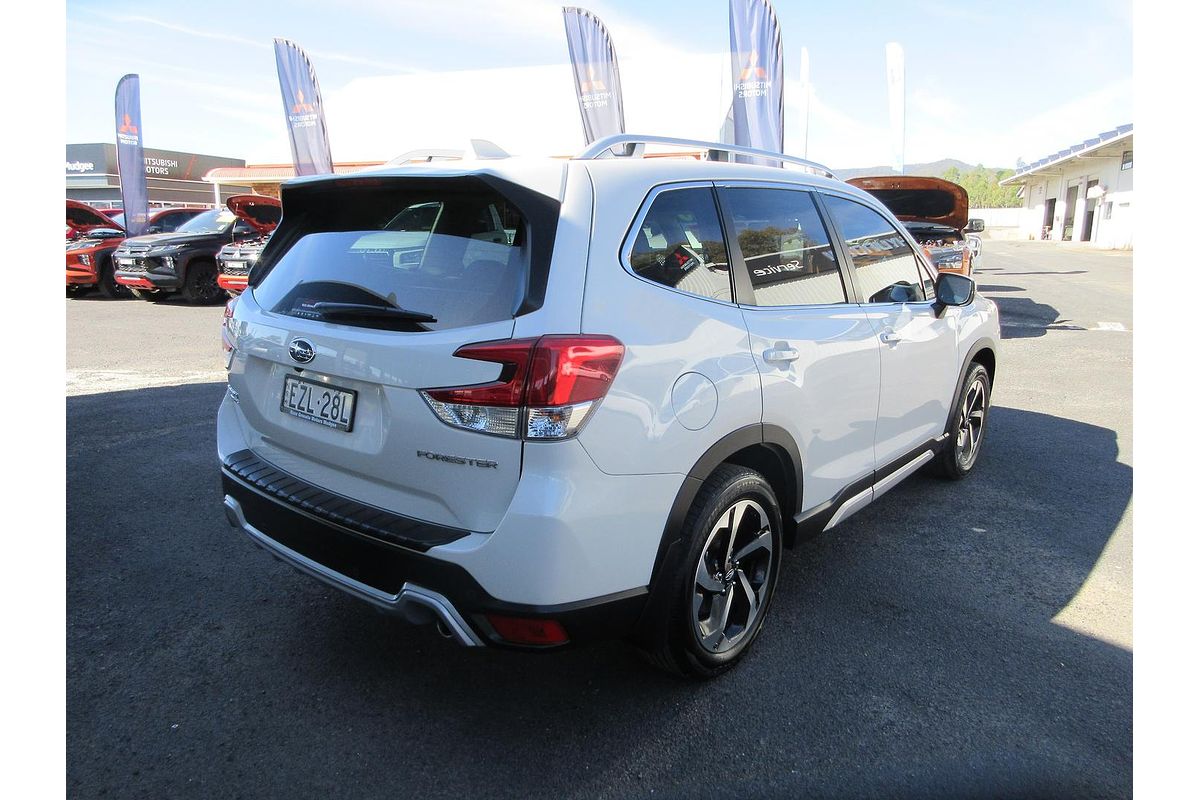 2023 Subaru Forester 2.5i-S S5