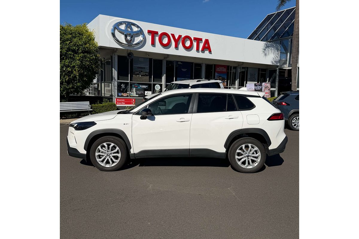 2025 Toyota Corolla Cross GX MXGH10R