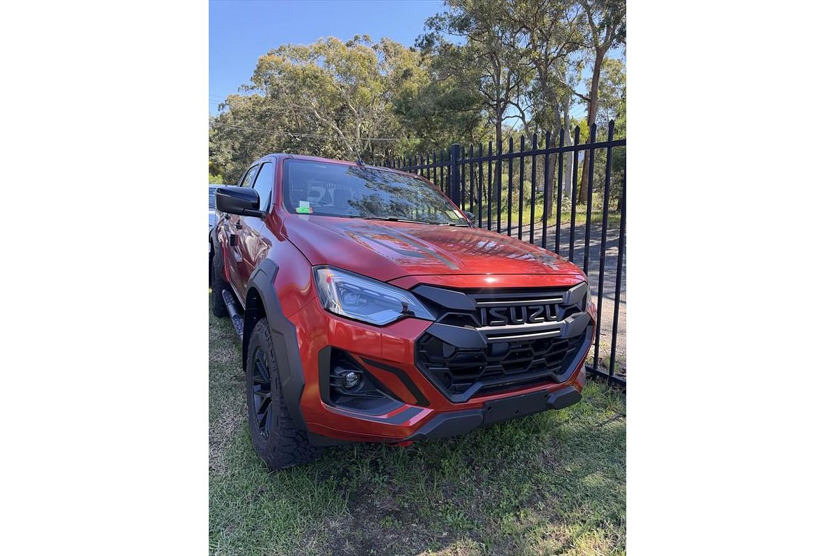 2025 Isuzu D-MAX BLADE 4X4