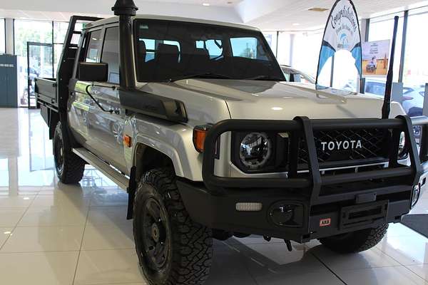 2025 Toyota Landcruiser GXL GDJL76R