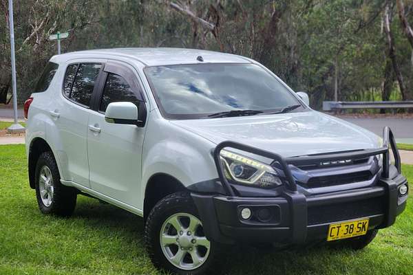 2019 Isuzu MU-X LS-M