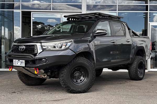 2020 Toyota Hilux SR5 GUN126R 4X4