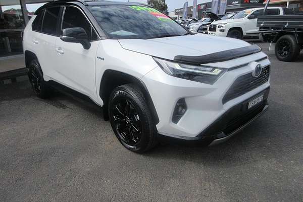 2024 Toyota RAV4 XSE AXAH54R