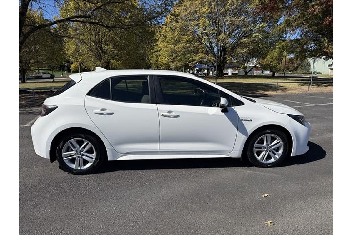 2019 Toyota Corolla Ascent Sport Hybrid ZWE211R