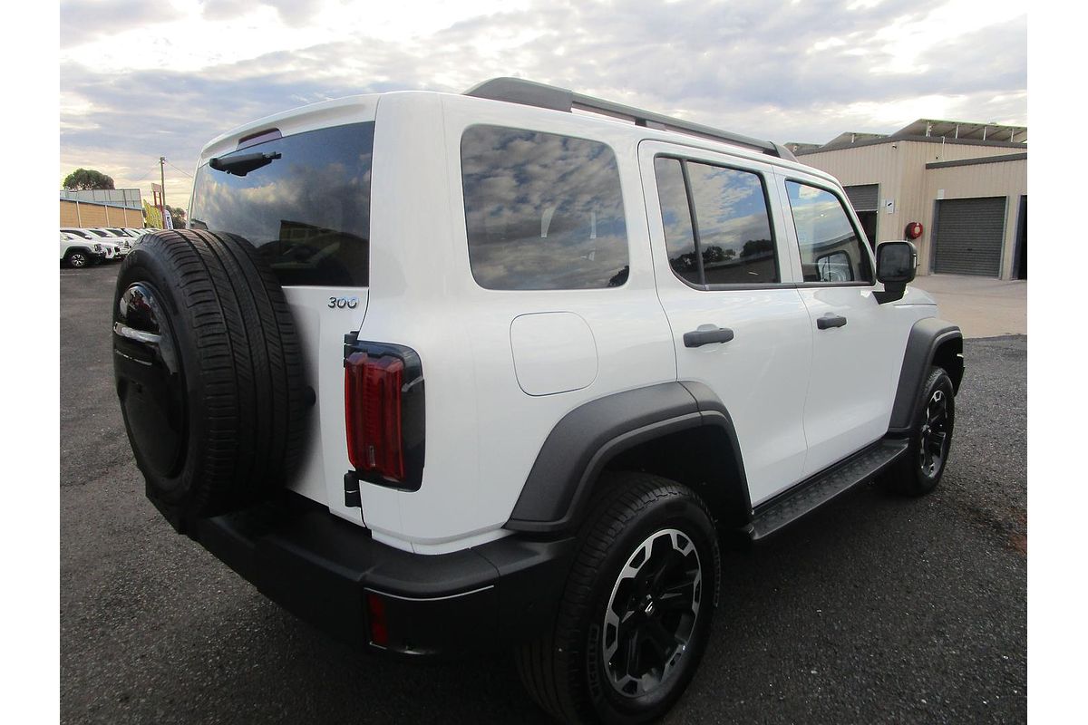 2026 GWM Tank 300 Ultra Hi4-T PHEV P01