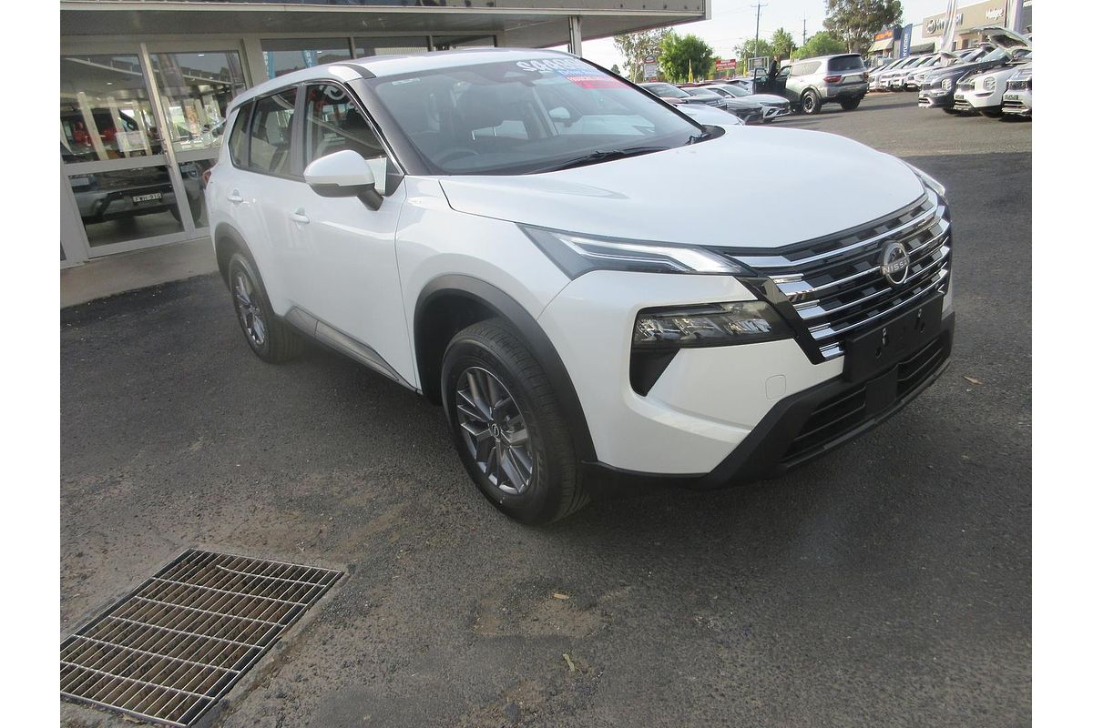 2026 Nissan X-TRAIL ST T33