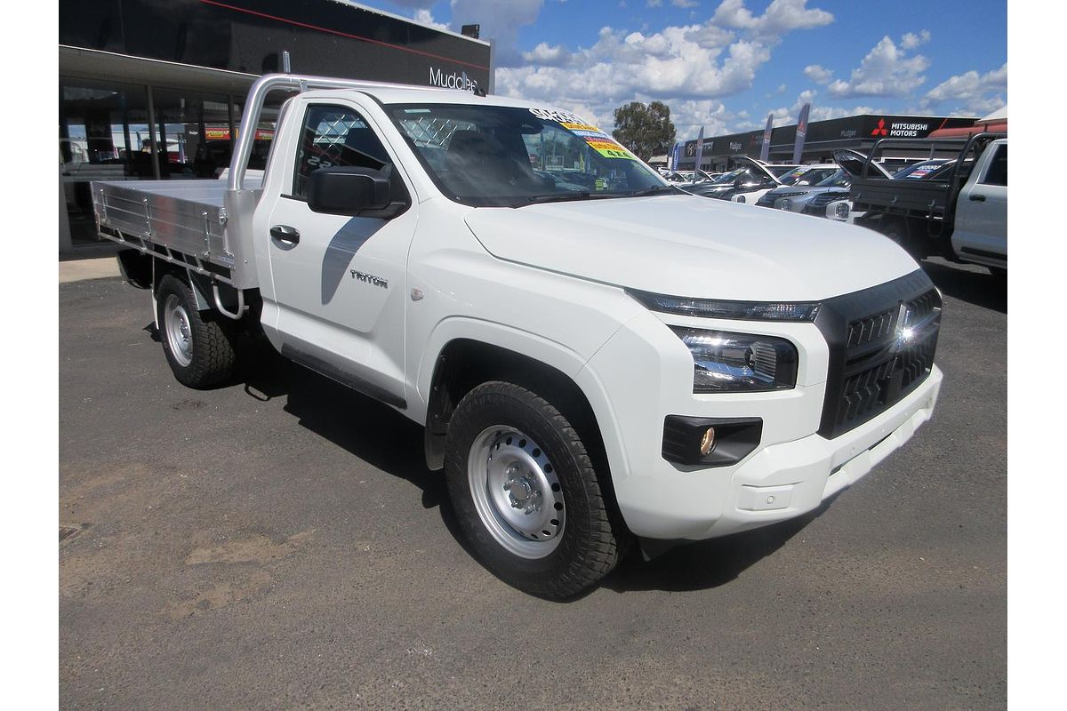 2025 Mitsubishi Triton GLX MV 4X4