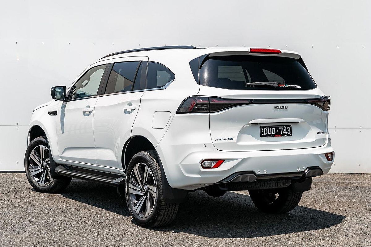 2025 Isuzu MU-X LS-T