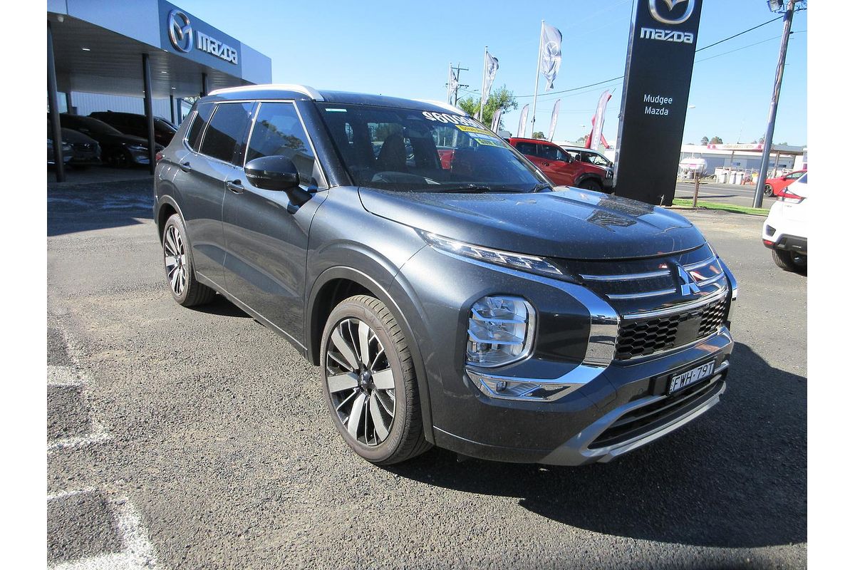 2025 Mitsubishi Outlander Exceed Tourer ZM