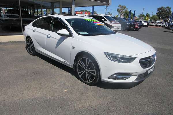 2020 Holden Calais V ZB