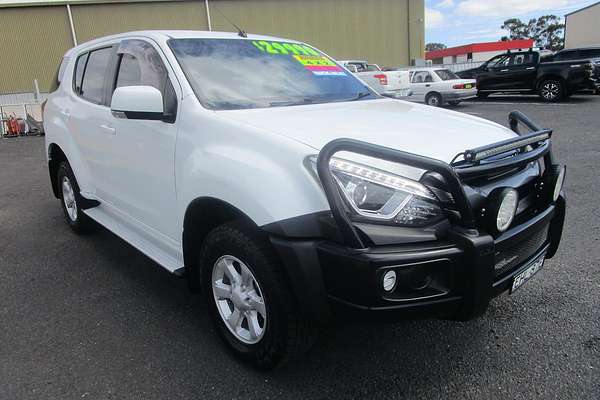 2019 Isuzu MU-X LS-M