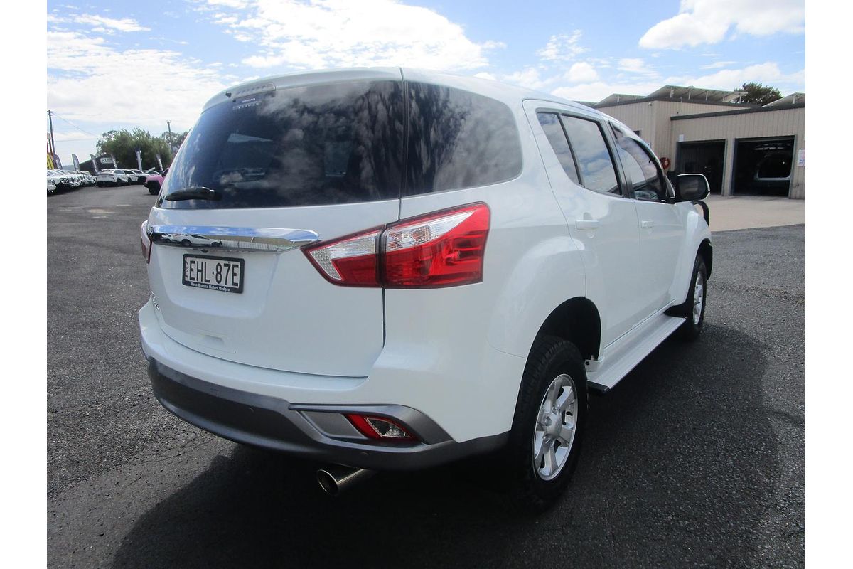 2019 Isuzu MU-X LS-M