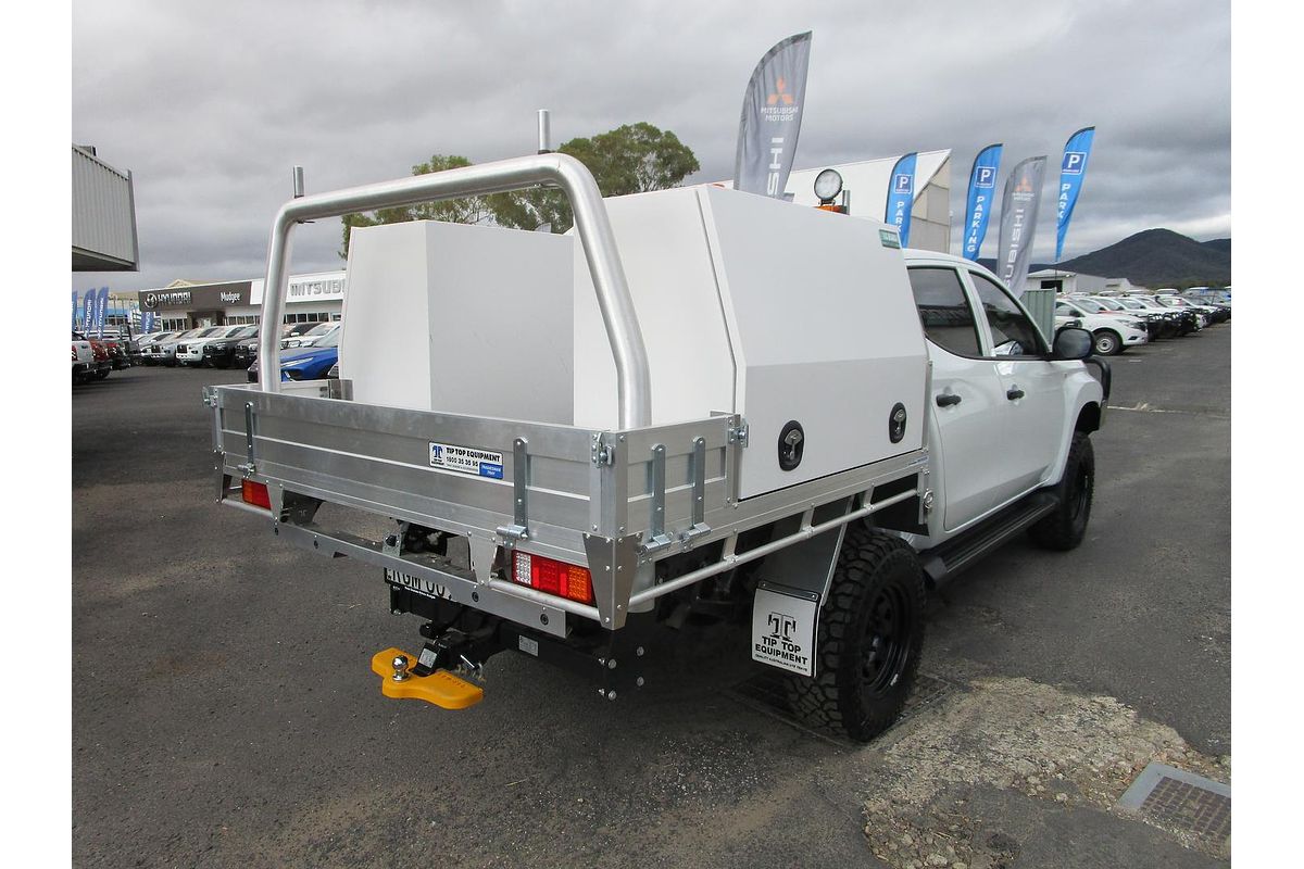 2023 Mitsubishi Triton GLX MR 4X4