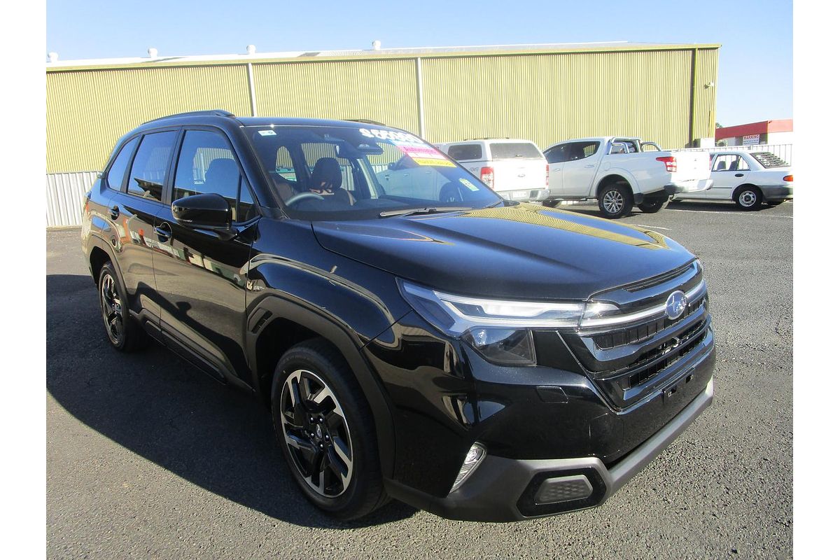 2025 Subaru Forester Touring S6