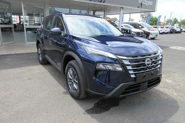 2025 Nissan X-TRAIL ST T33