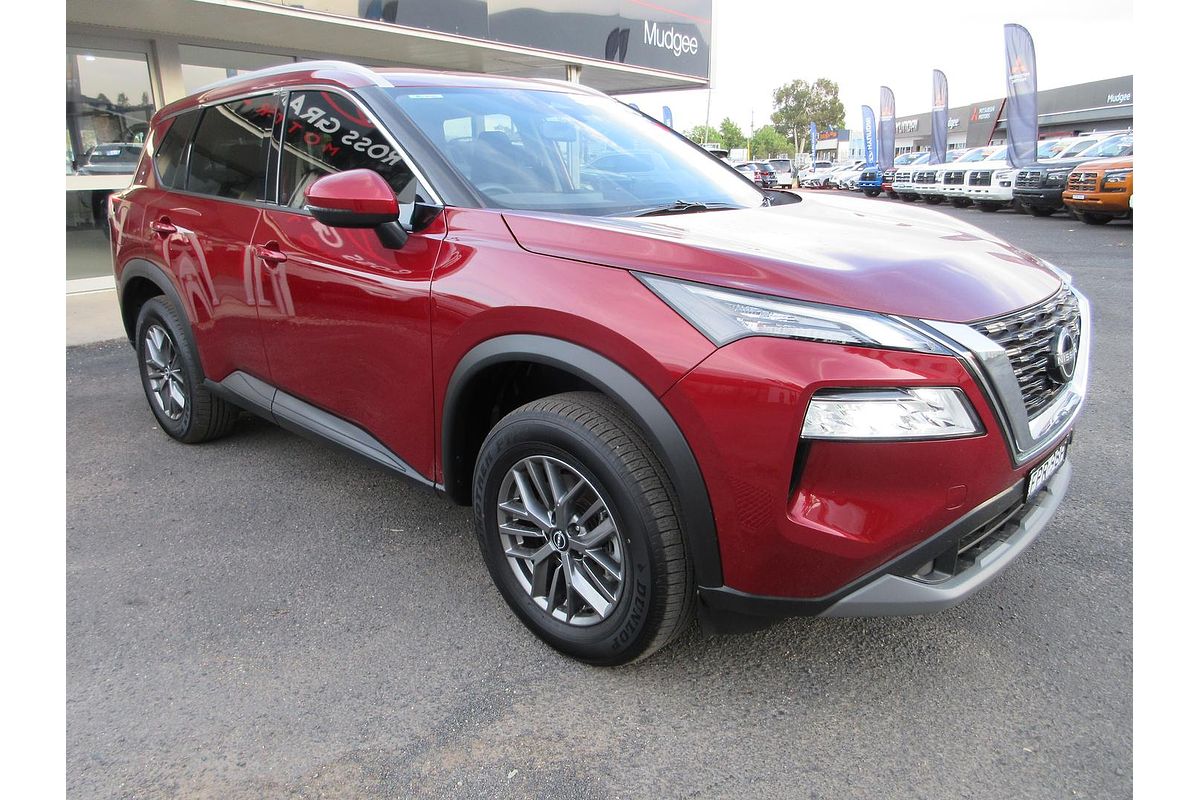 2025 Nissan X-TRAIL ST T33