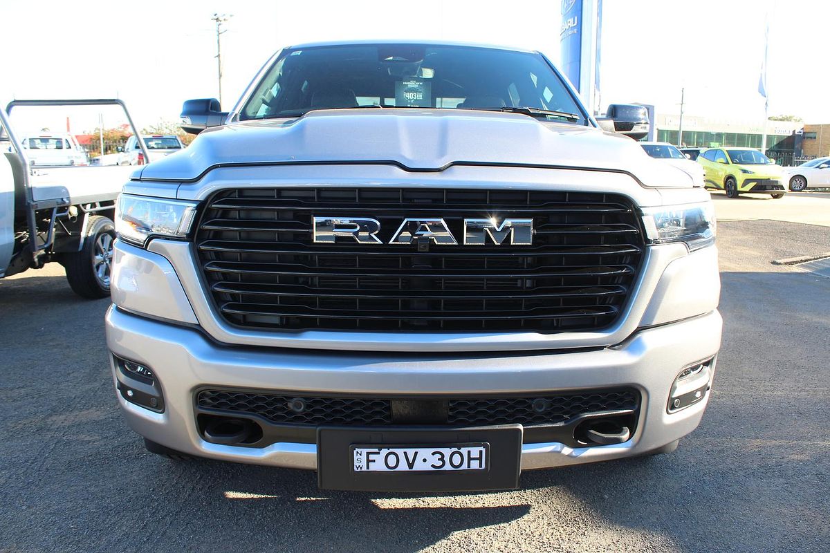 2024 RAM 1500 Laramie Sport RamBox DT 4X4 SWB