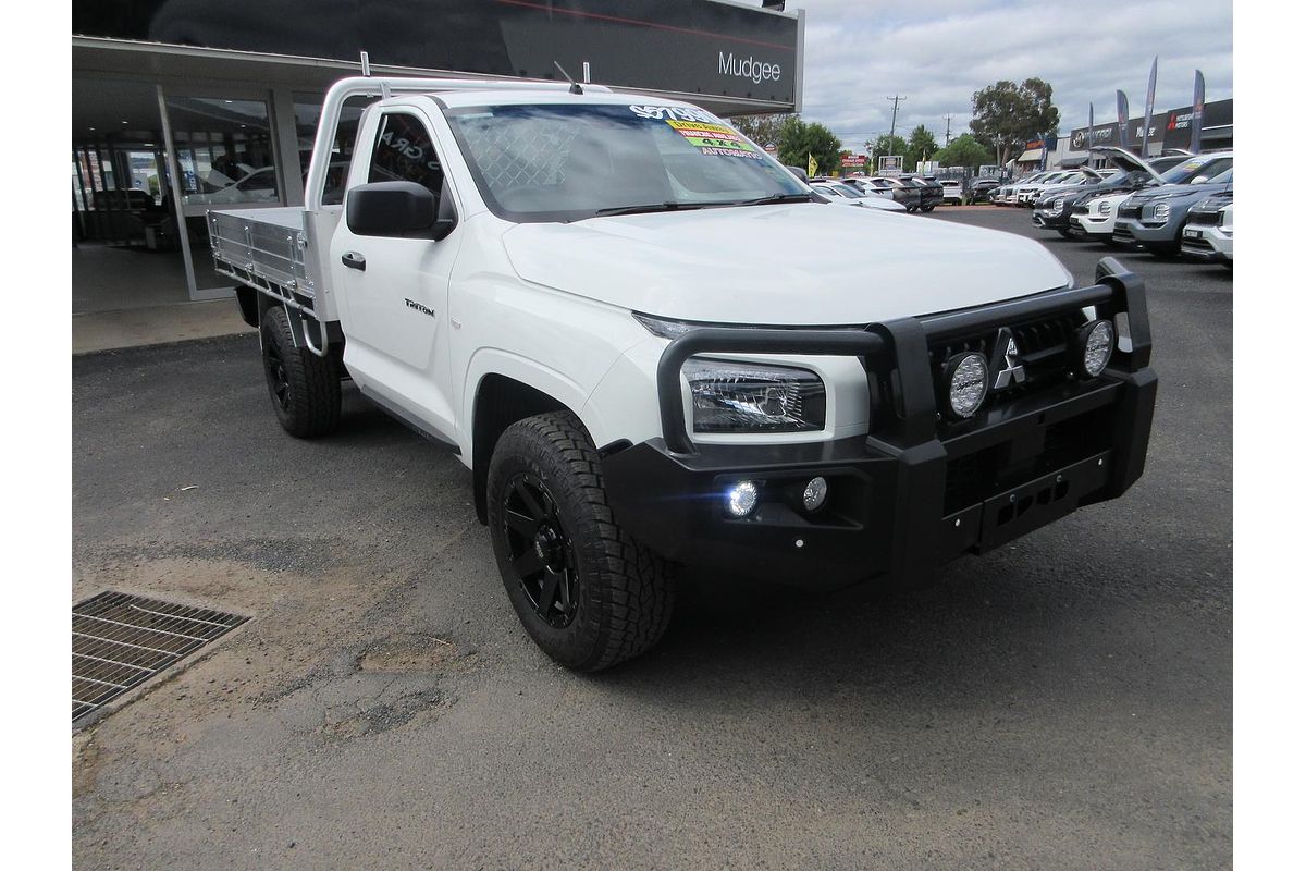 2025 Mitsubishi Triton GLX MV 4X4