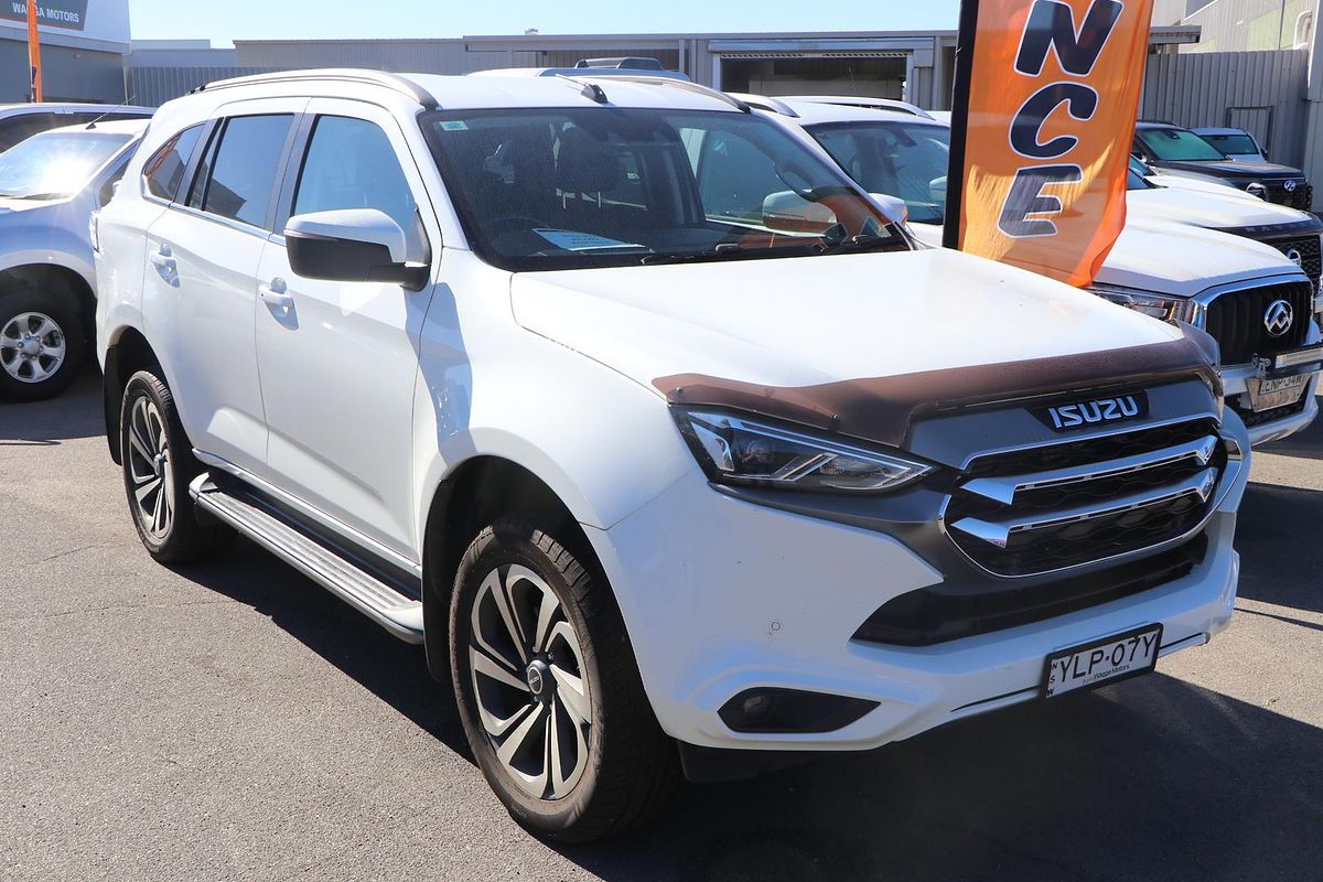 2021 Isuzu MU-X LS-T