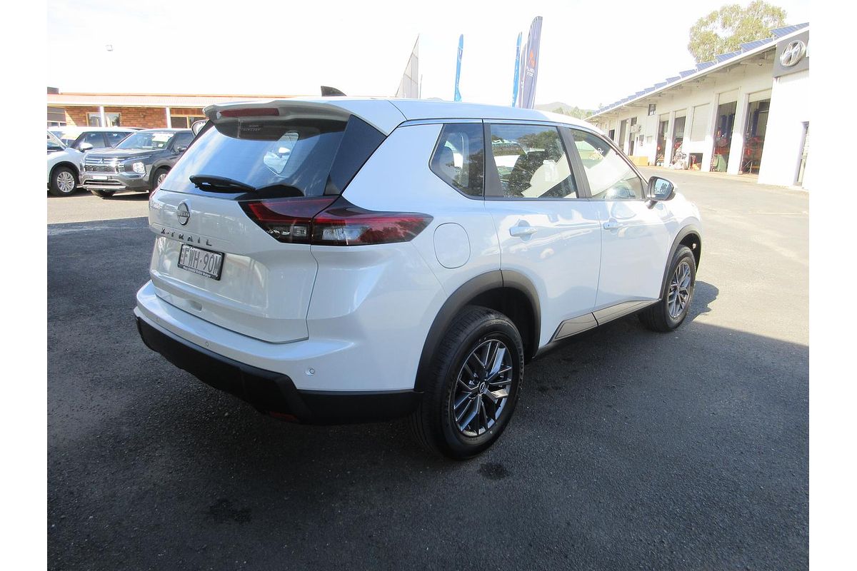 2026 Nissan X-TRAIL ST T33