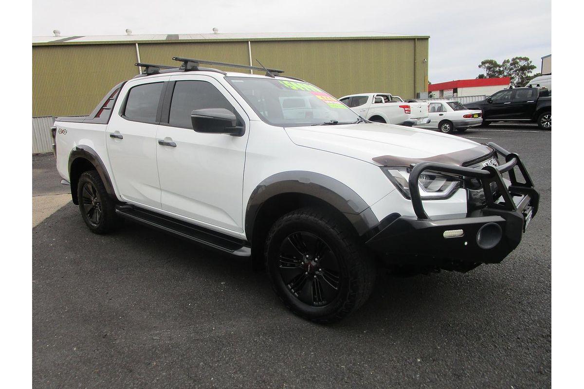 2022 Isuzu D-MAX X-TERRAIN 4X4