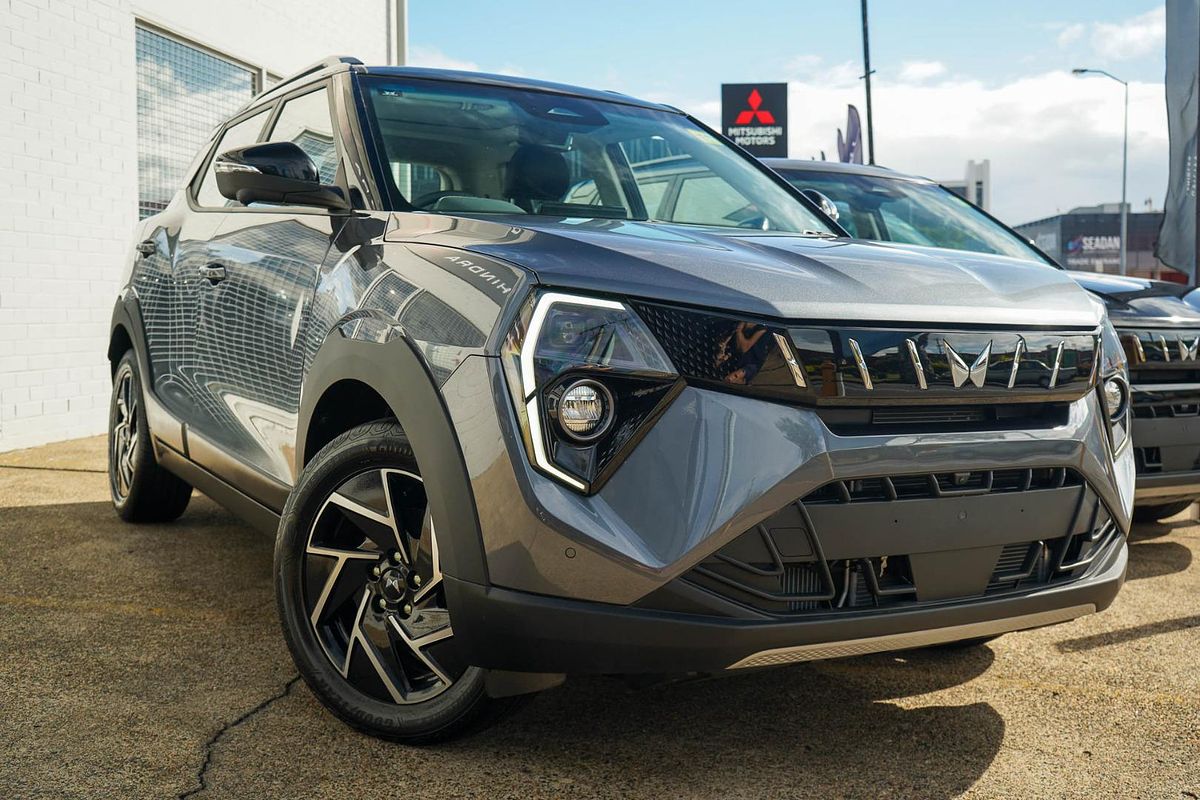 2025 Mahindra XUV3XO AX7L
