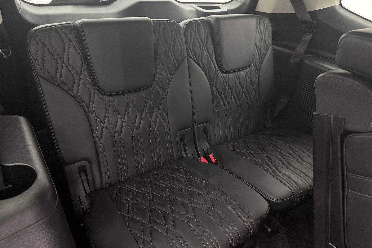 2024 GWM Tank 500 Ultra Hybrid P03