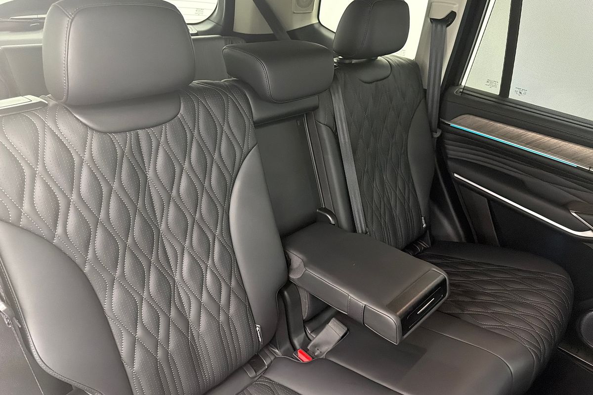 2024 GWM Tank 500 Ultra Hybrid P03