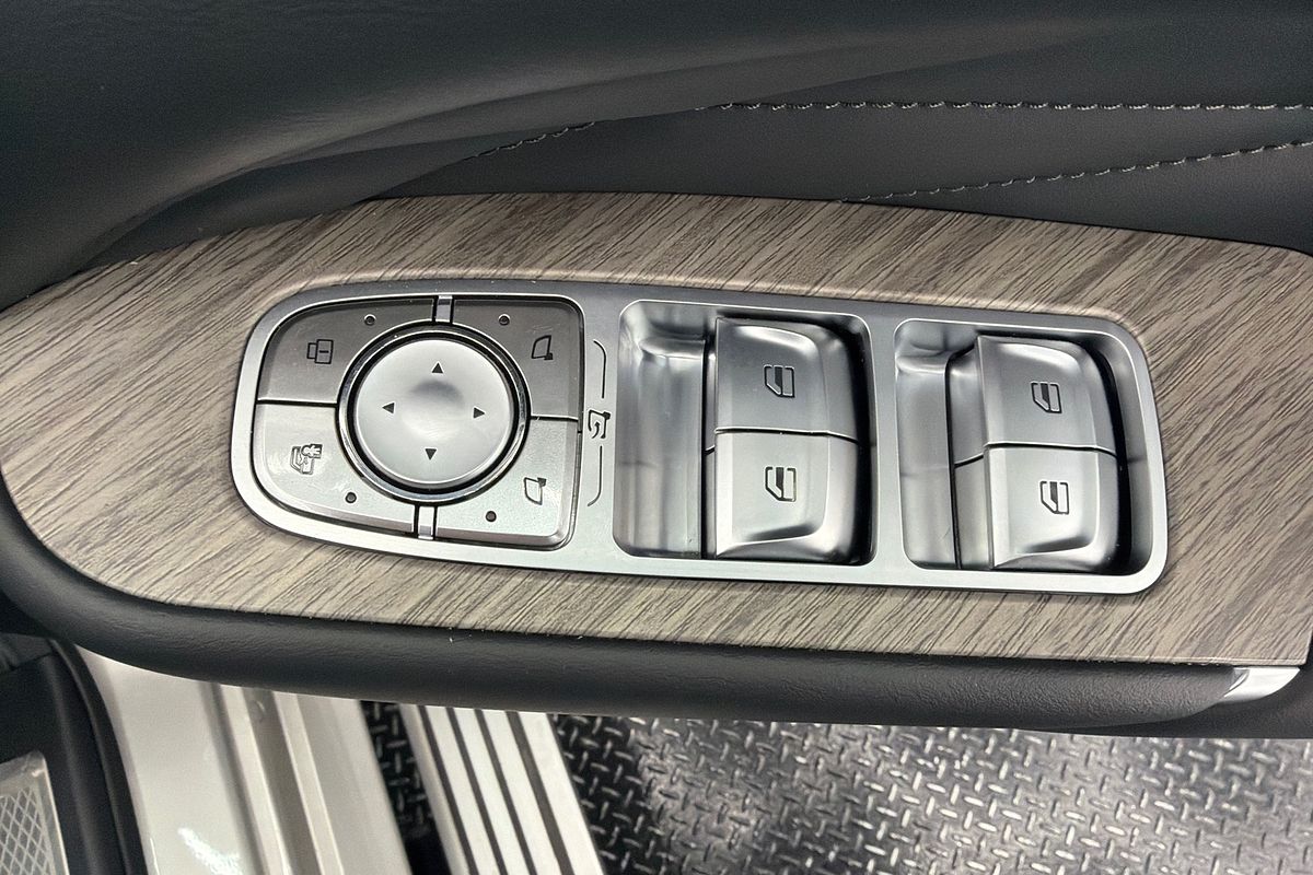 2024 GWM Tank 500 Ultra Hybrid P03