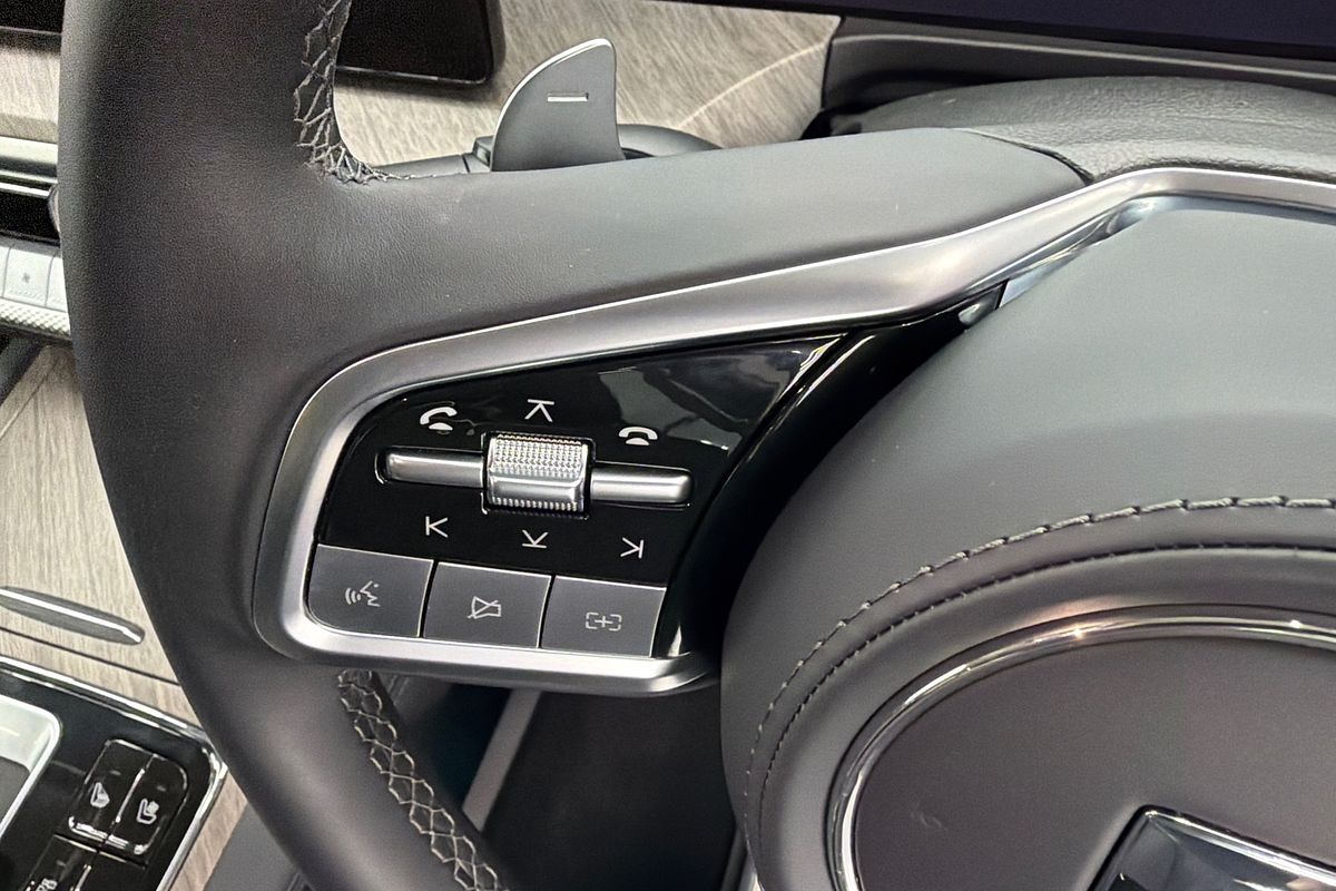 2024 GWM Tank 500 Ultra Hybrid P03