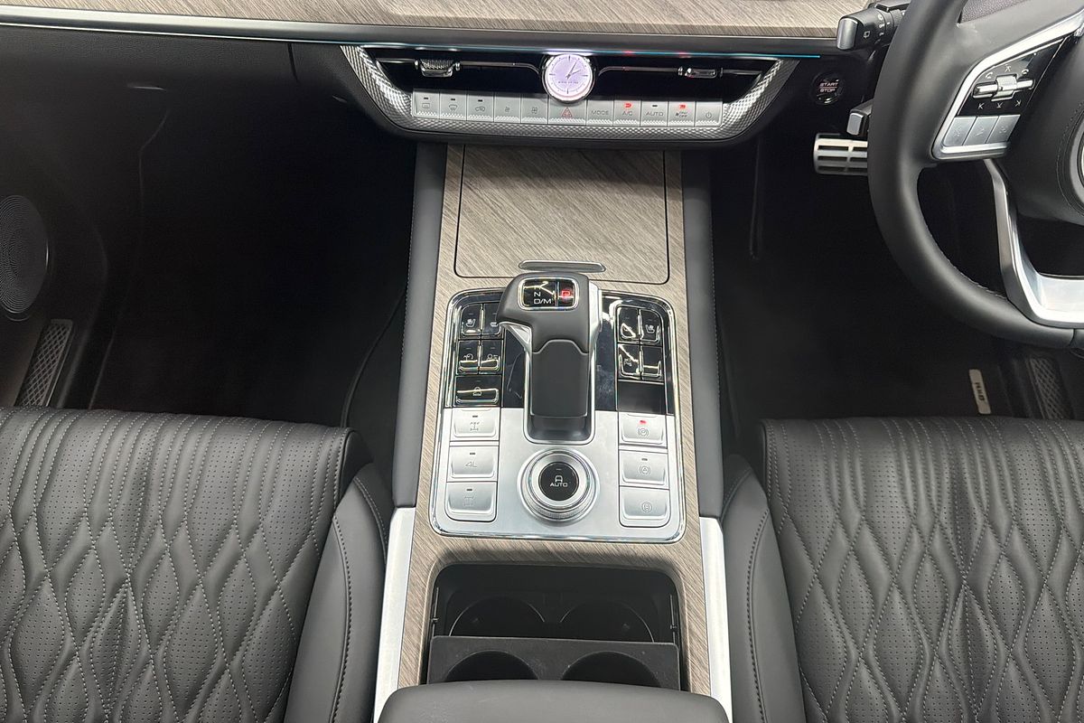 2024 GWM Tank 500 Ultra Hybrid P03